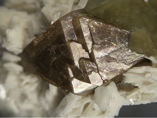 zirconium mining
