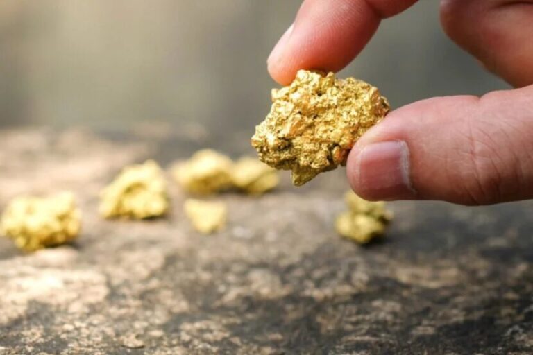 Shares of Bluestone surge as open-pit mining receives approval for Guatemalan gold project.